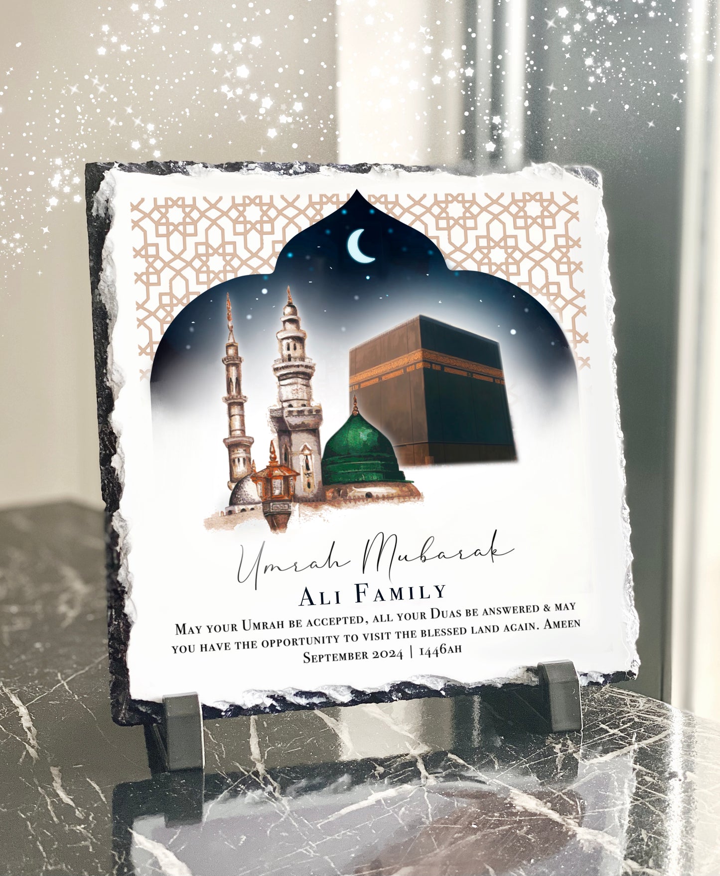 Umrah Gift Umrah Mubarak Islamic Gift Kabah Masjid Slate with Personalised Names and Stand (20x20cm)