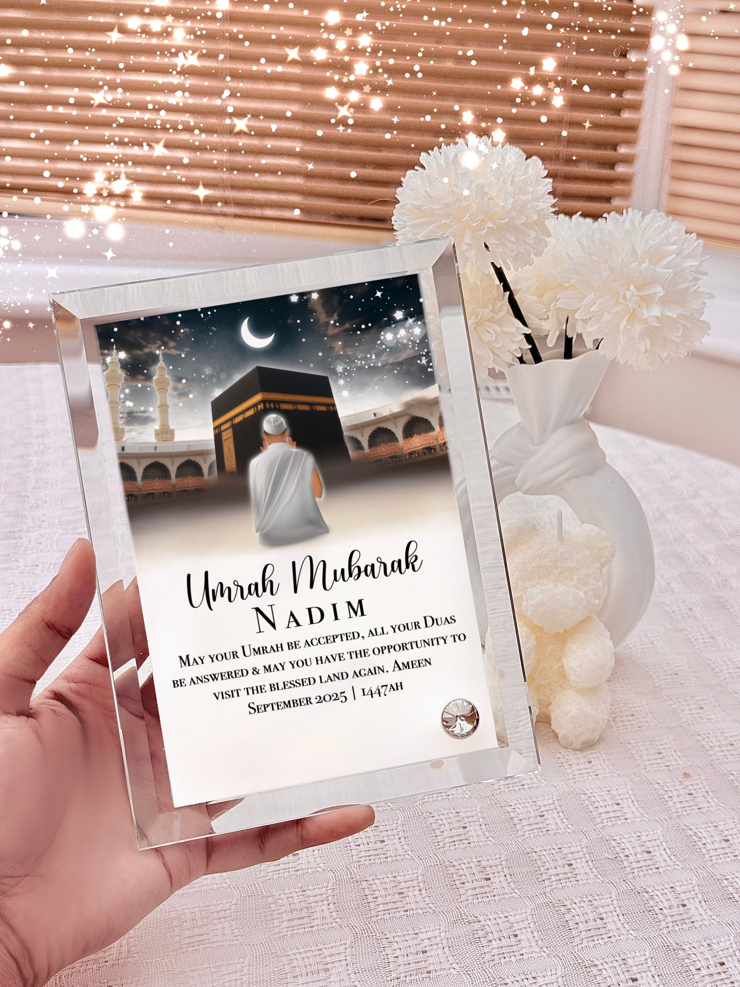 Umrah Mubarak Gift Mens Masjid Crystal Glass Frame with Personalised Names and Stand (18x13cm)