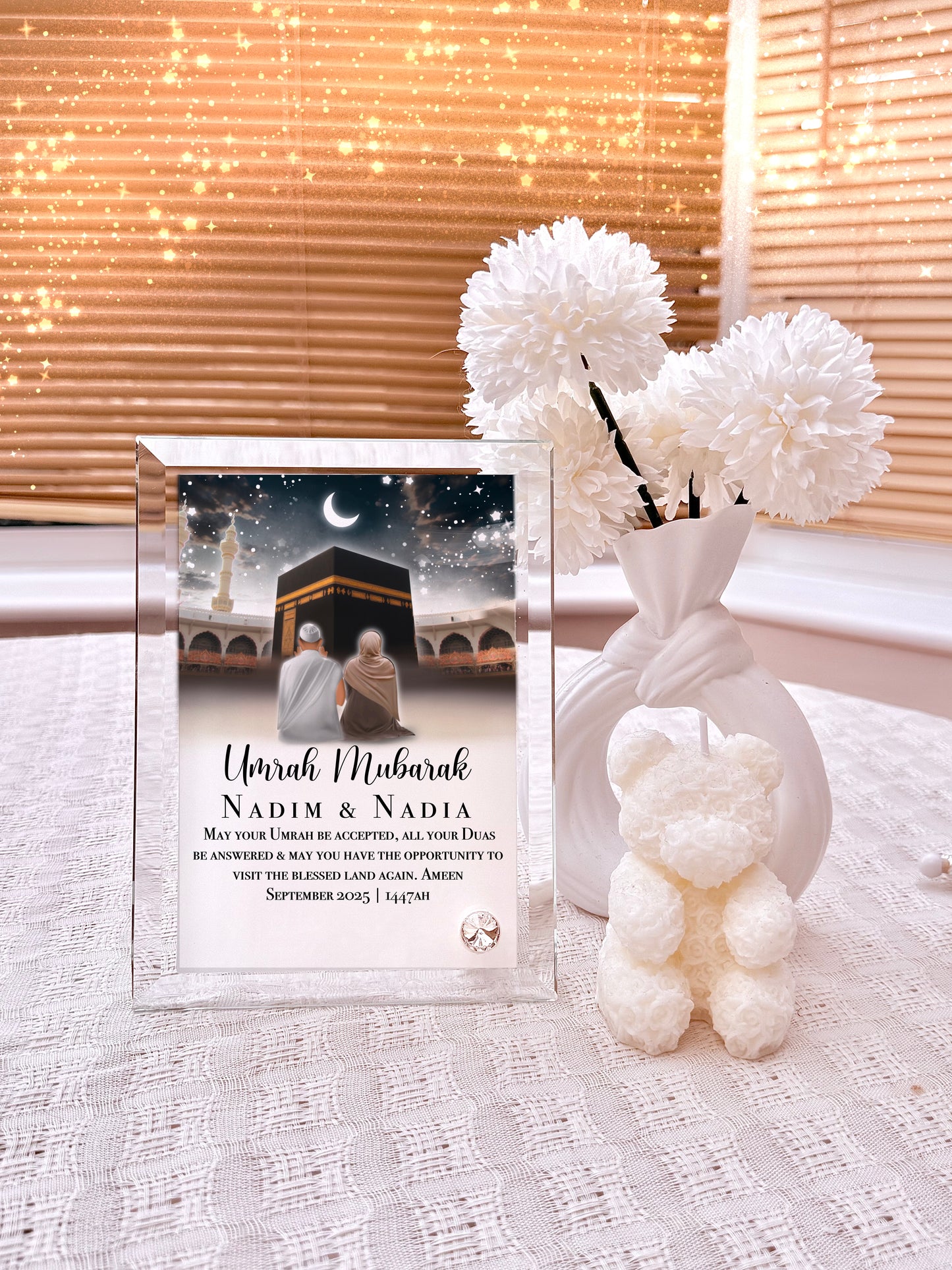 Umrah Mubarak Gift Kabah Couples Night Sky Husband and Wife Masjid Crystal Glass Frame with Personalised Names and Stand (18x13cm)