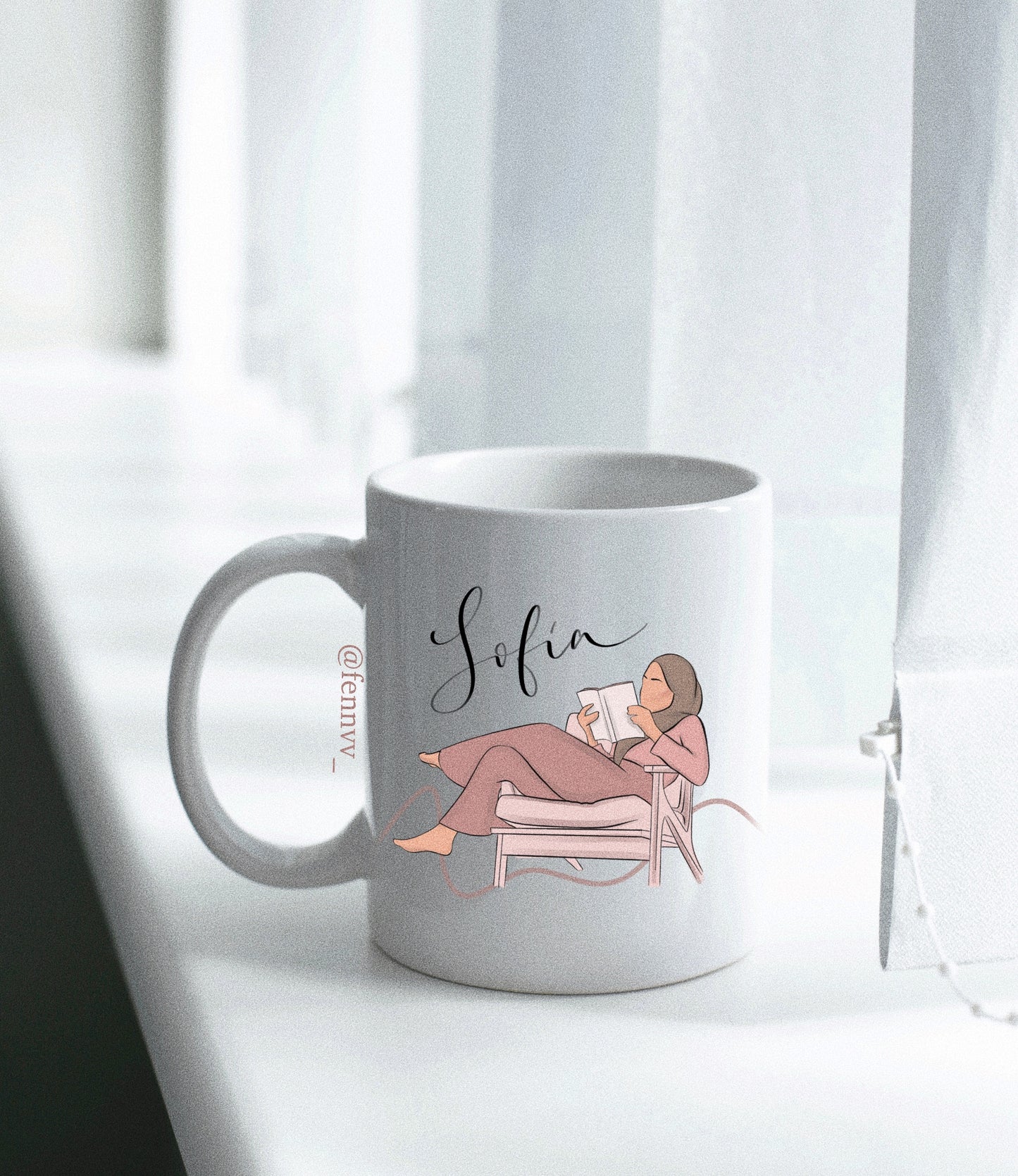 Bookish Hijabi Personalised Name Mug