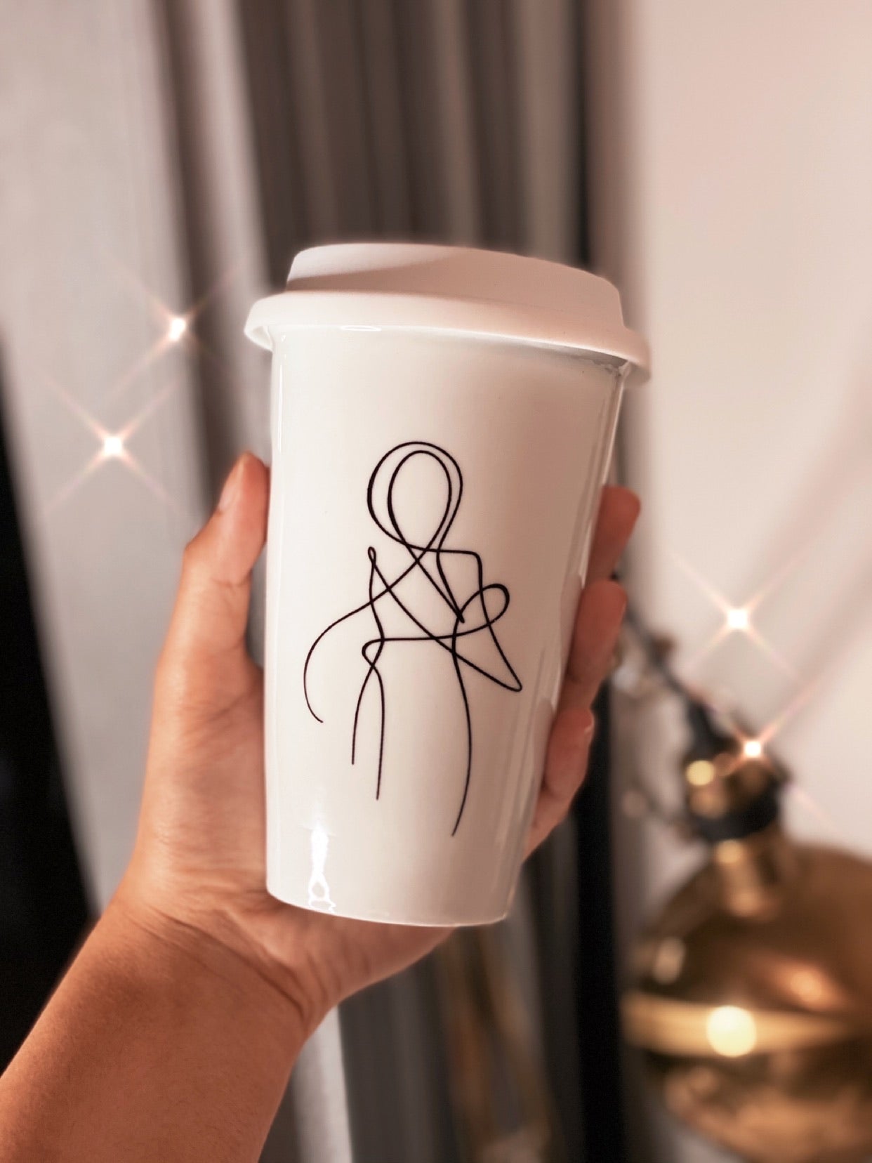 Minimal Hijabi Line Art Ceramic Travel Mug with Silicone Lid