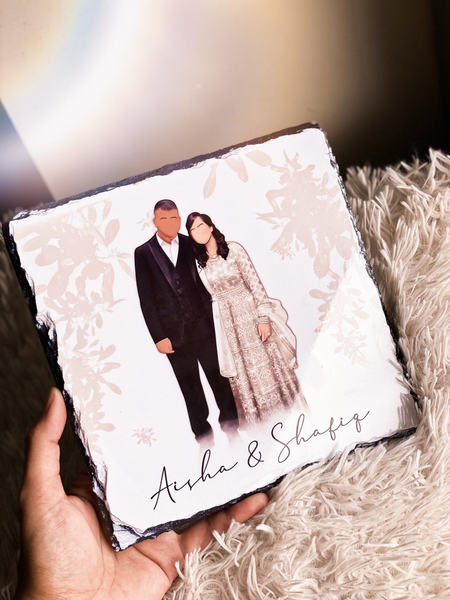 Custom Illustration Faceless Portrait Slate and Stand