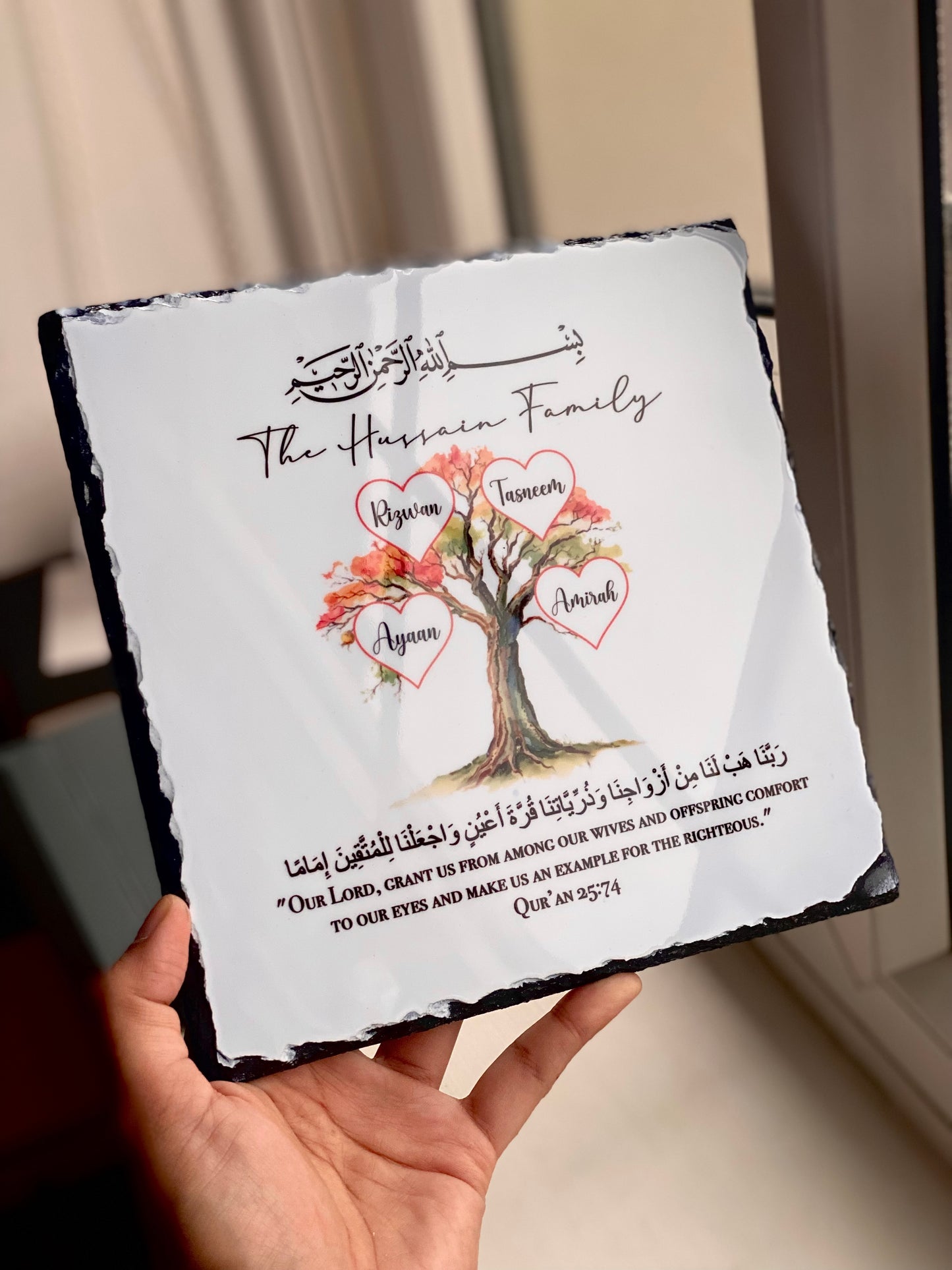 Family Tree Slate with Personalised Names and Stand (20x20cm)