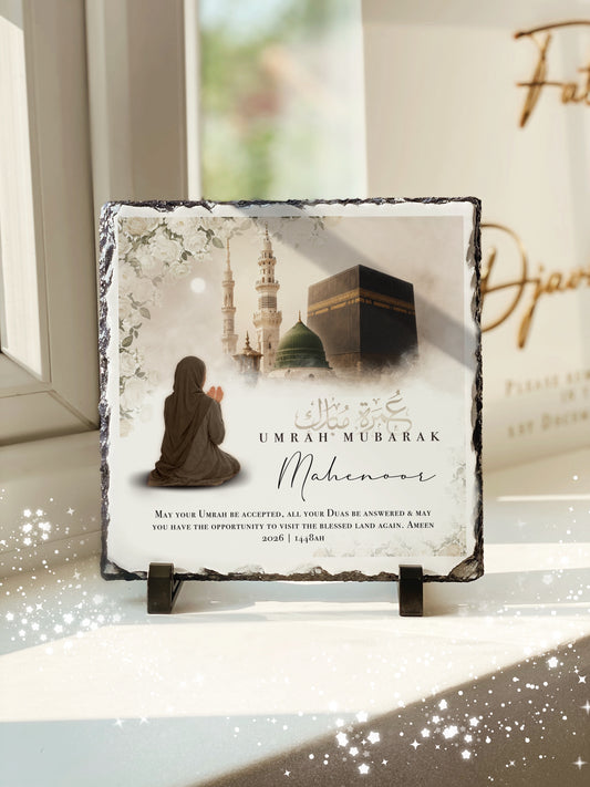 Neutral Kabah Womens Umrah Gift Umrah Mubarak Kabah Slate with Personalised Names and Stand (20x20cm)