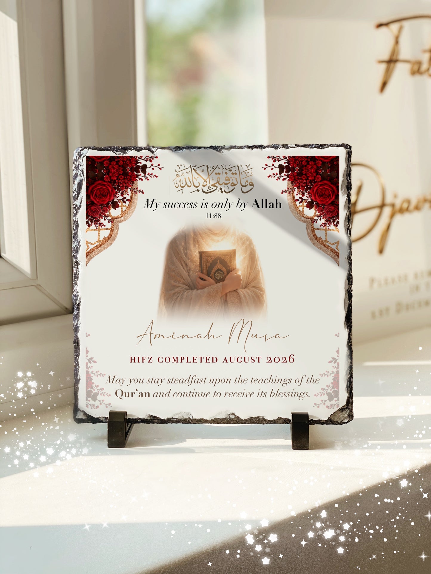 Women’s Hafiz Hifz slate with Personalised Names and Stand (20x20cm)