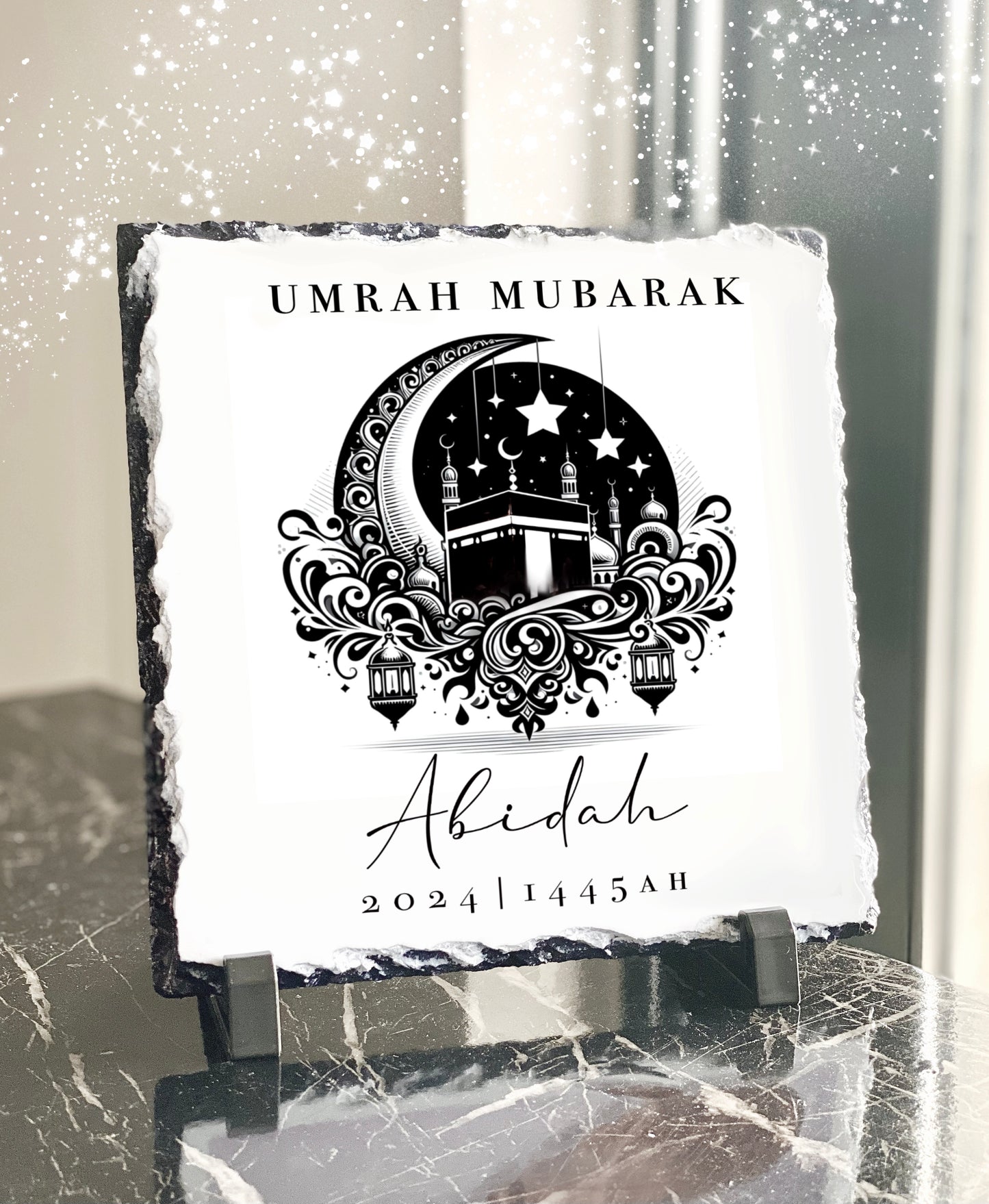 Umrah Mubarak Slate with Personalised Names and Stand (20x20cm)